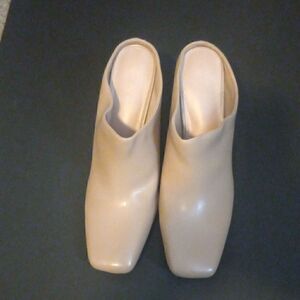 Coutge Women Mule Slip On